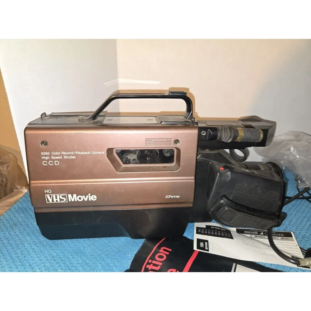 JC Penney VHS Camcorder W Case 686-5360 - UNTESTED